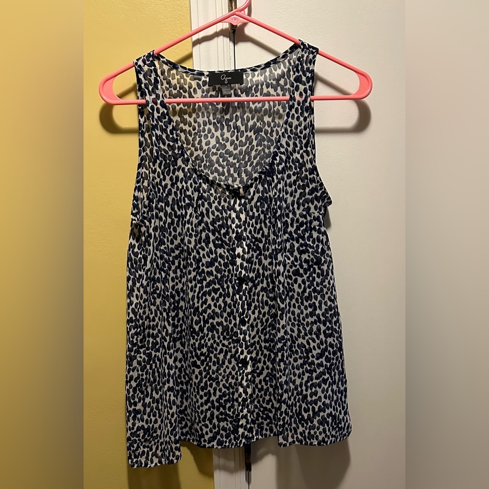 AQUA BLOOMINGDALE’S SHEER NAVY/BEIGE PRINT POLYESTER SLEEVELESS BLOUSE (M)